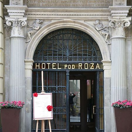ホテル ポッド ロザ クラクフ エクステリア 写真